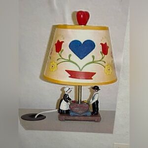 Vtg 80s Ting Shen AMISH COURTSHIP Table Lamp Resin Base Amish FolkArt Lampshade